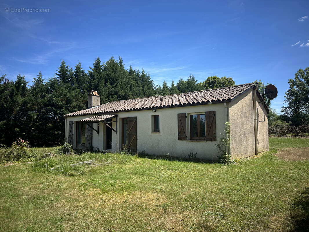 Maison type 4 + gîte sur ancien terrain de camping - photo 20