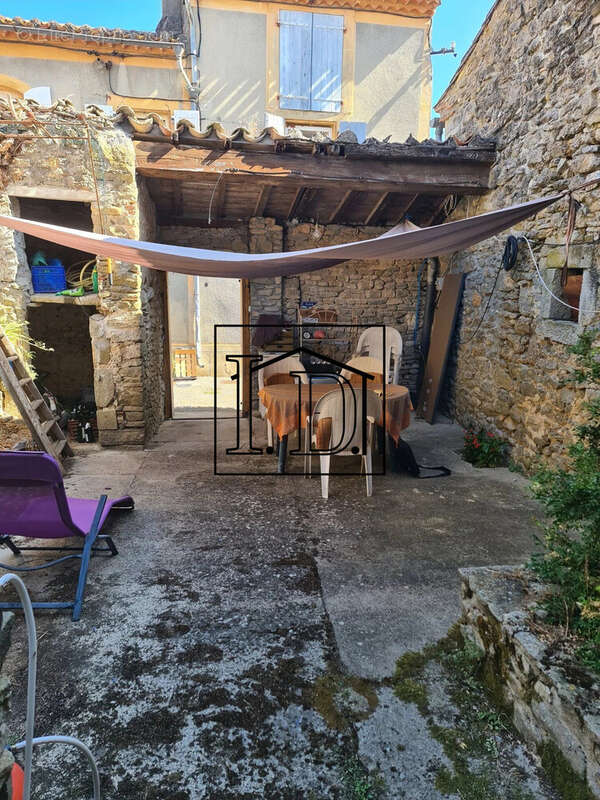 Patio - Maison à VILLEGAILHENC