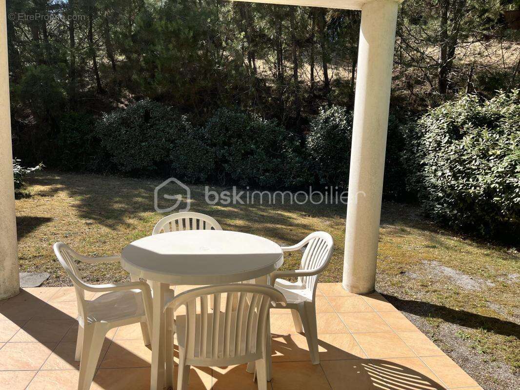 Appartement à LE VERDON-SUR-MER
