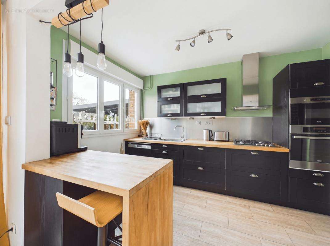 Maison à DOUCHY-LES-MINES