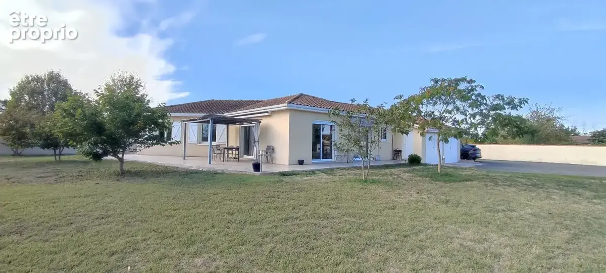 Maison À Vendre - photo 1