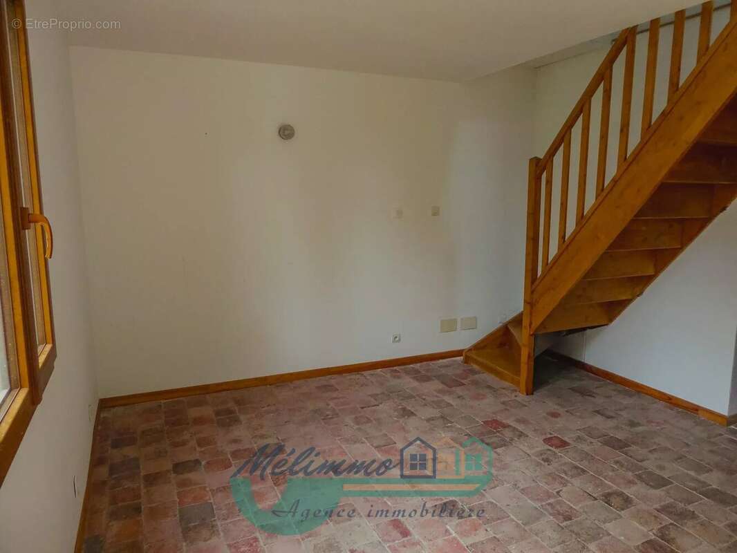 Maison 141 m² à Lindry  - photo 8