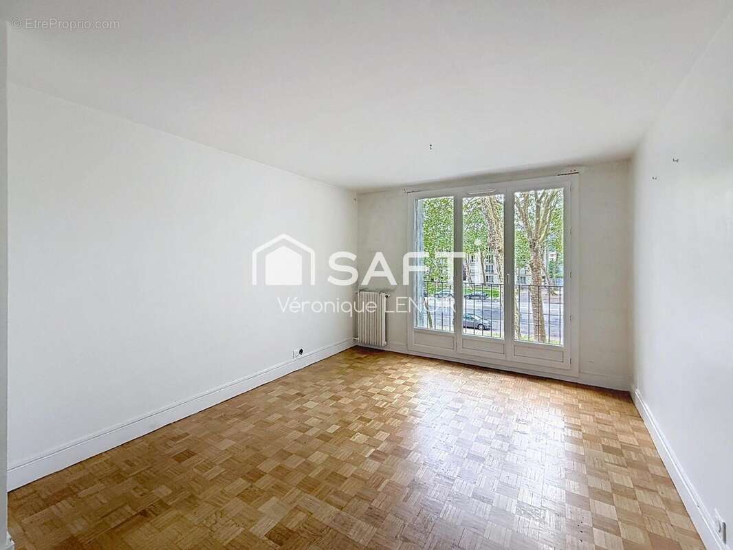 Photo 2 - Appartement à VERSAILLES