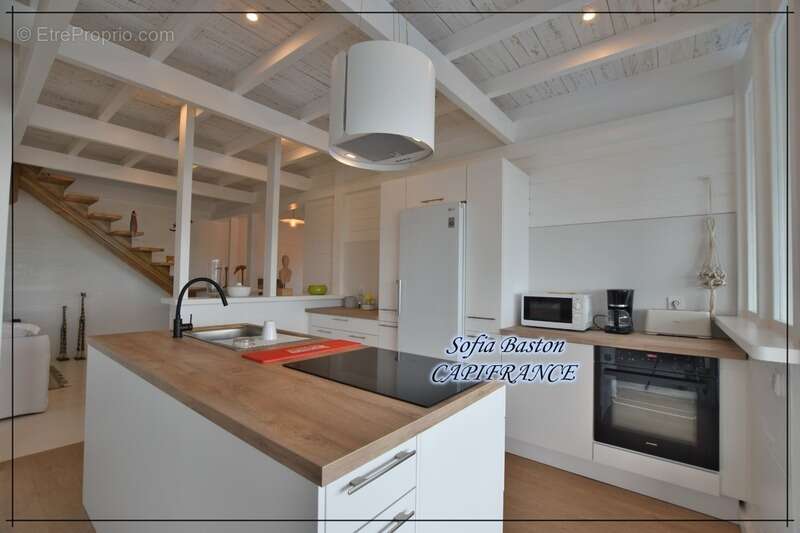 Maison à LES TROIS-ILETS