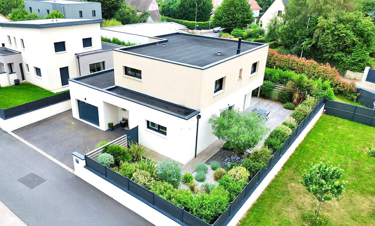 Maison à SAINT-CONTEST