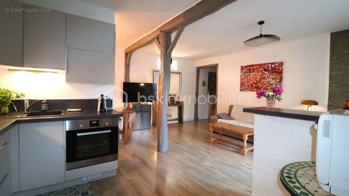 Appartement à NEUILLY-PLAISANCE