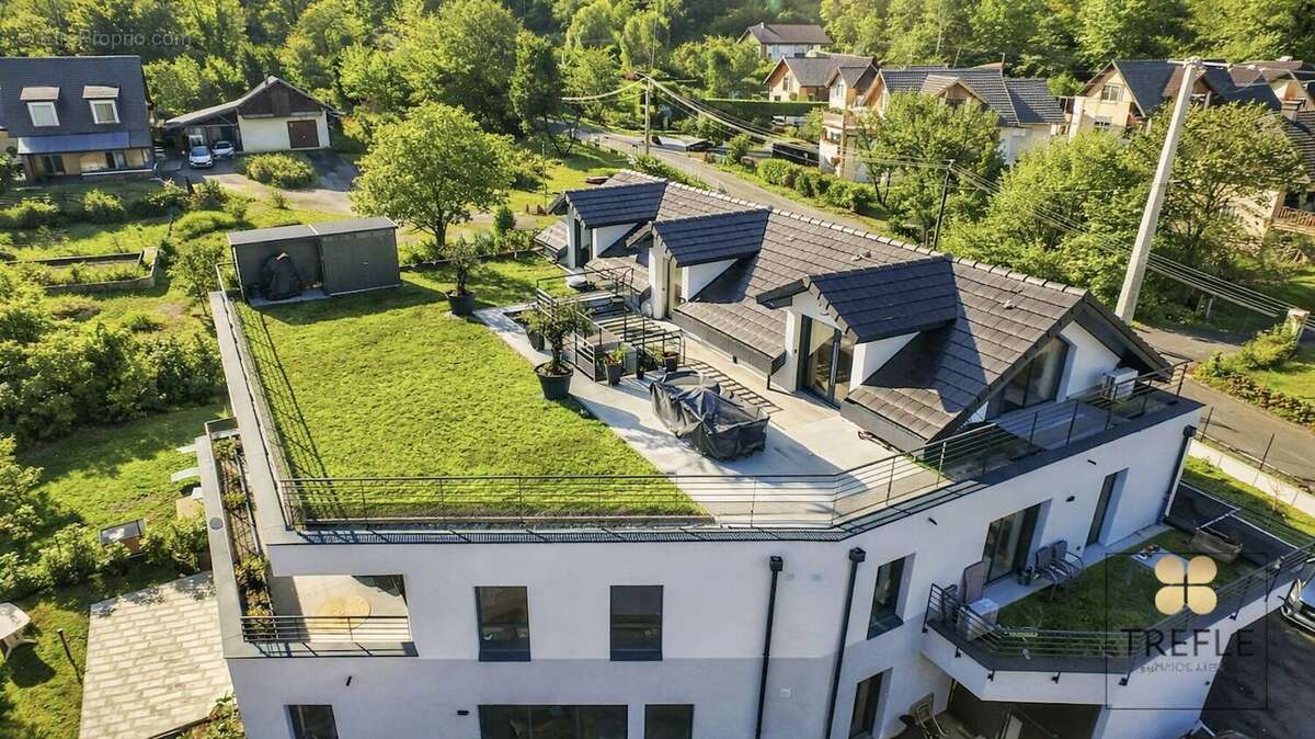 Appartement à LE BOURGET-DU-LAC