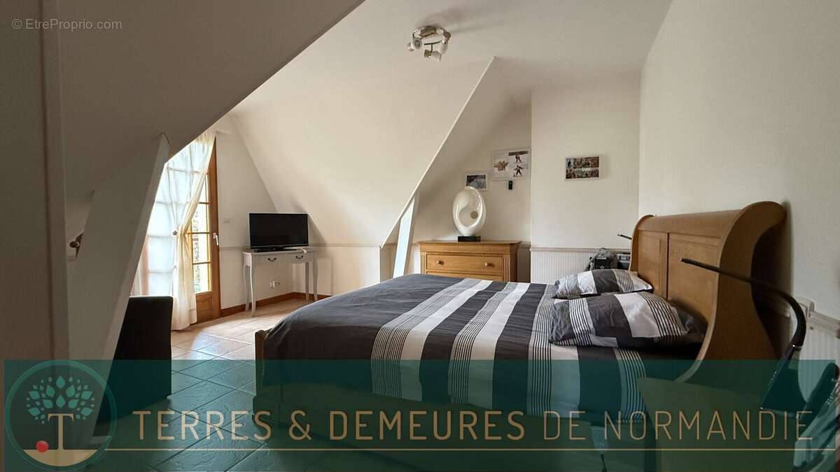 Maison à NEUFCHATEL-EN-BRAY
