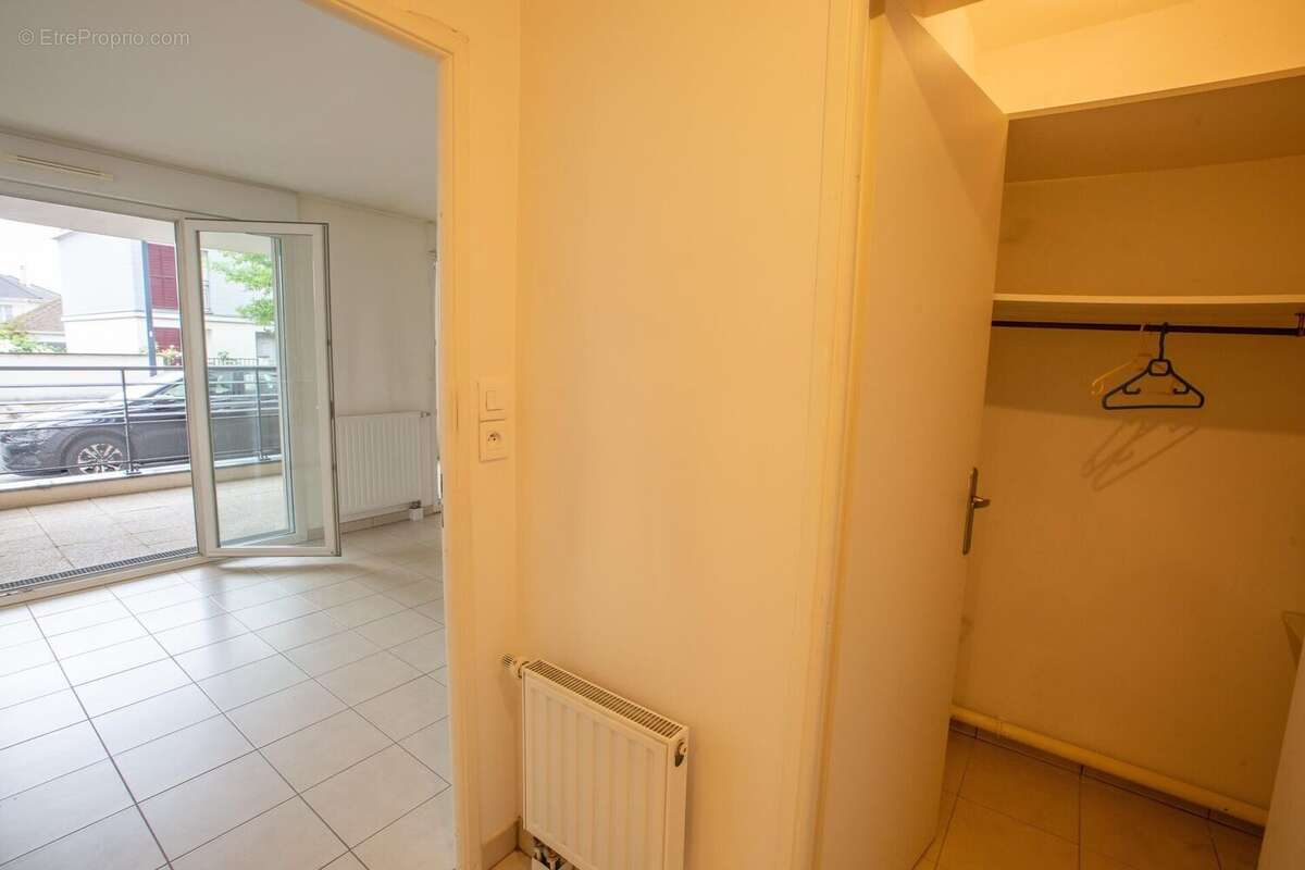 Photo 6 - Appartement à ELANCOURT