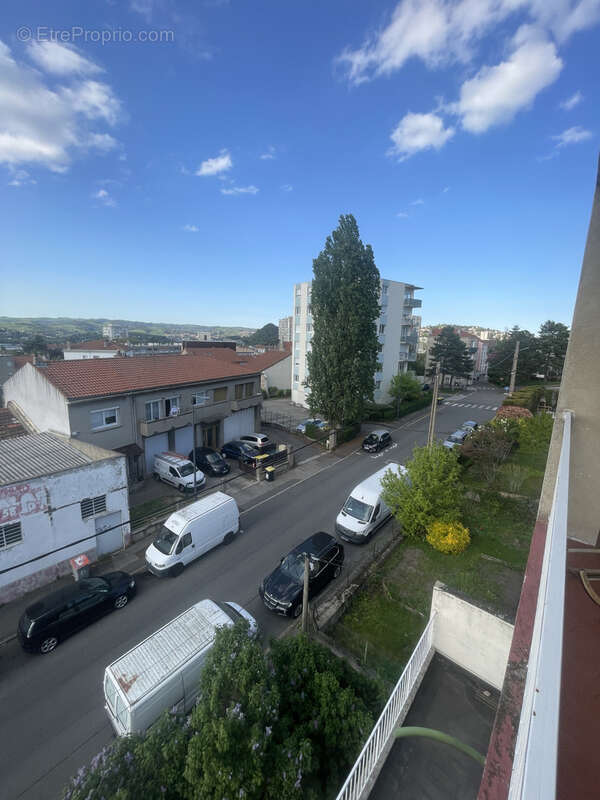 Appartement à SAINT-ETIENNE