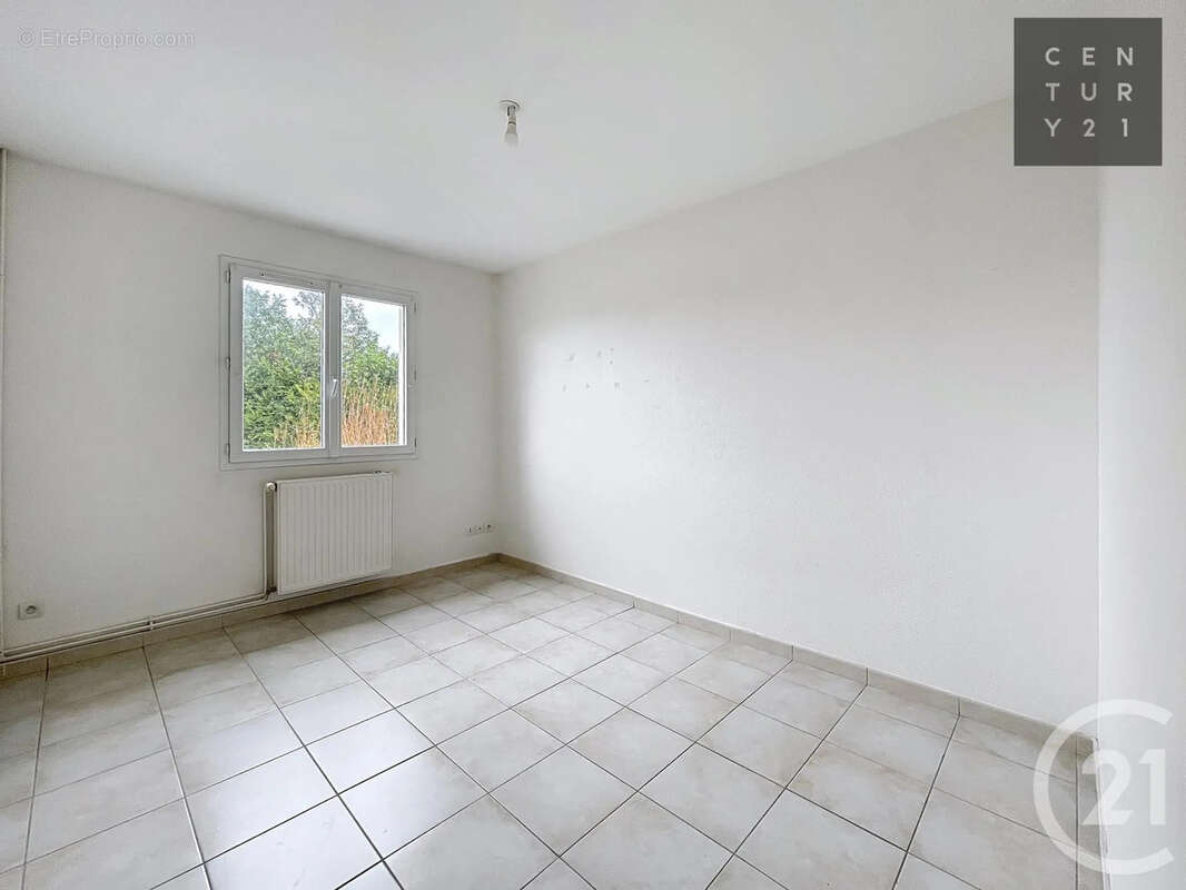 Appartement 88 m² à Saint-Andre-Les-Vergers  - photo 9