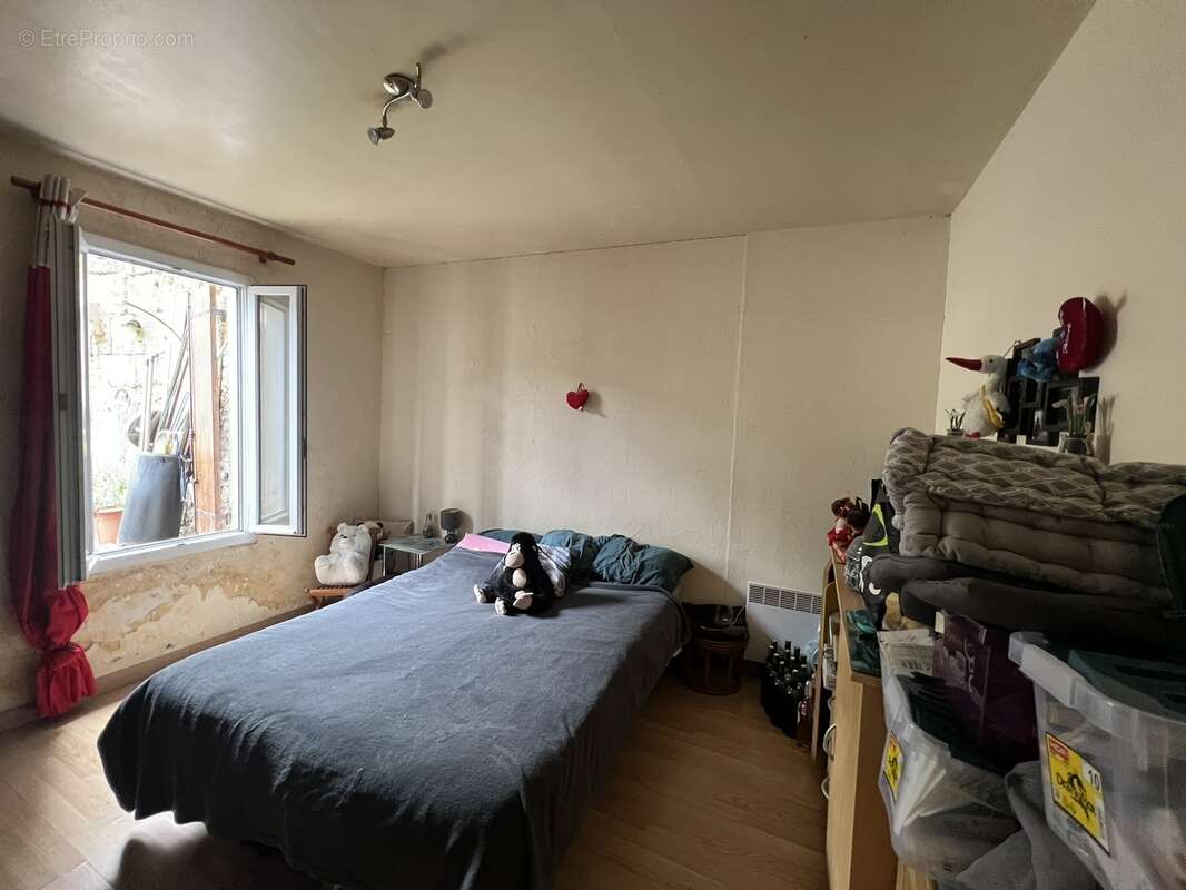 Appartement 92 m² à Coutras  - photo 85