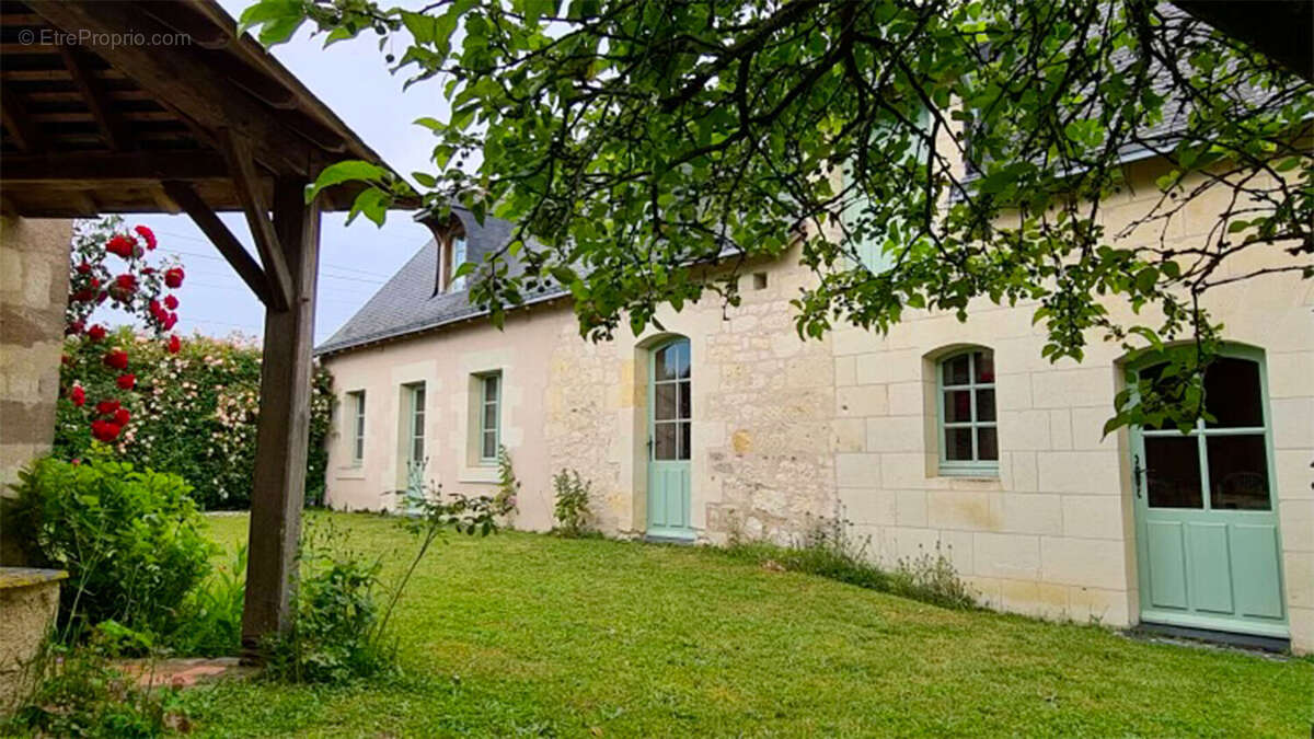 Maison à BRISSAC-QUINCE