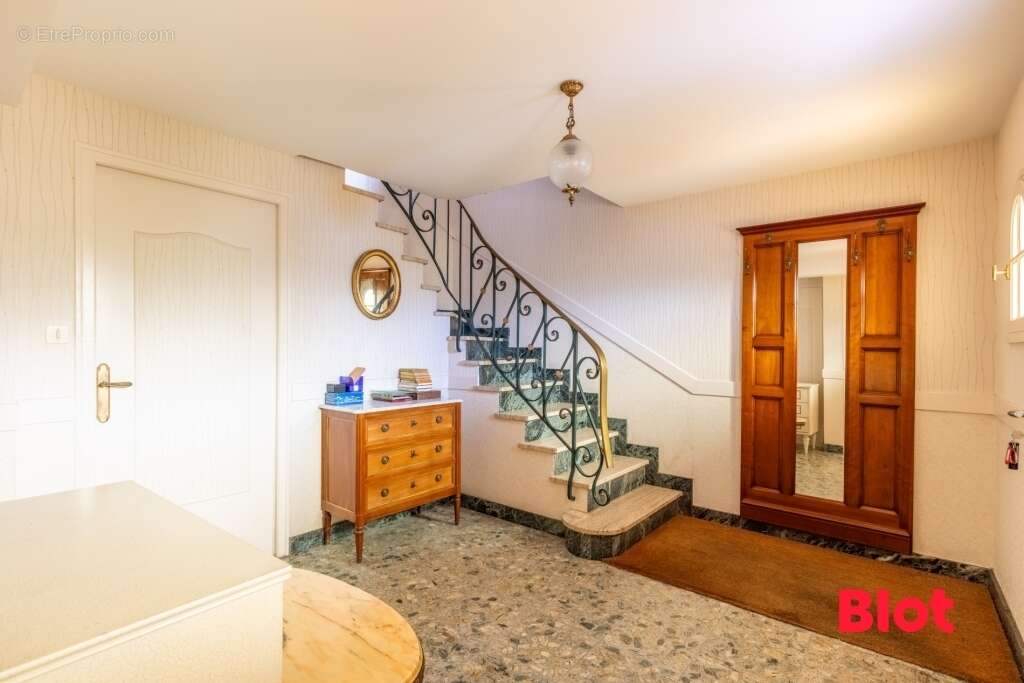 Maison à VERN-SUR-SEICHE
