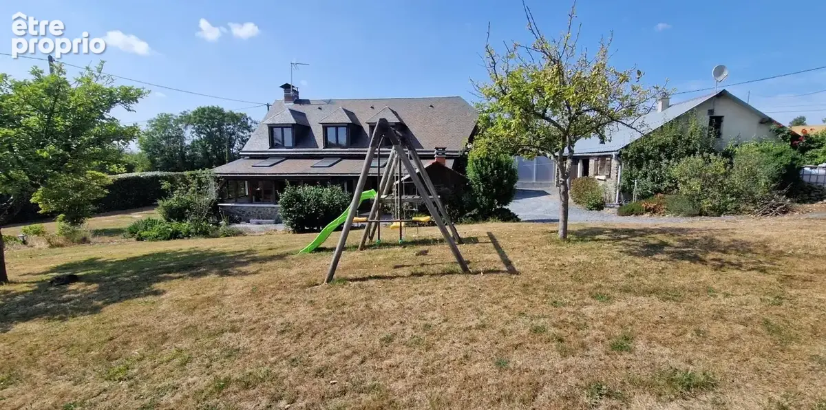  Coup de cœur à la campagne – Belle maison familiale 6 pièces de 140 m² avec véranda chauffée, dépendances, garages et jardin - photo 4