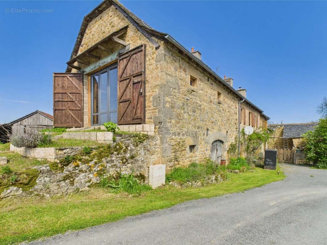 Maison à SAINT-FELIX-DE-LUNEL