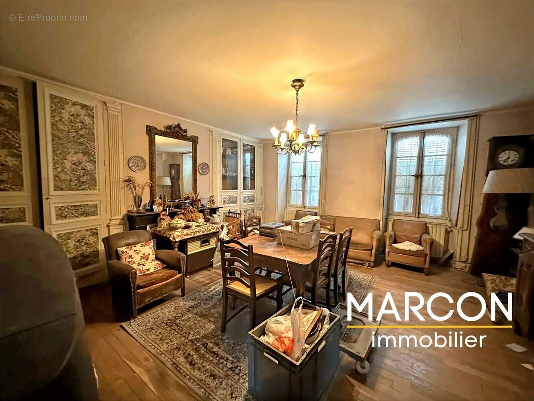 Maison à LA SOUTERRAINE