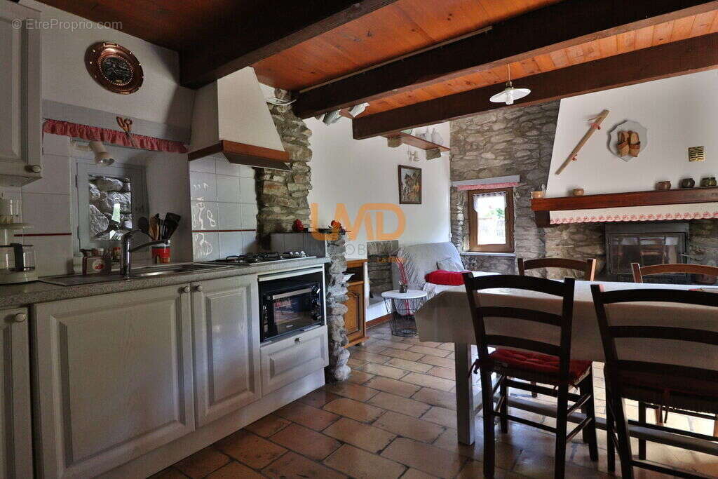 Charmante petite maison en pierre à la campagne - photo 8