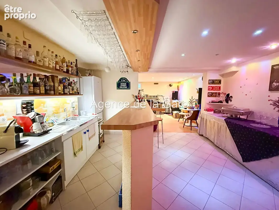 Chatou élégante maison familiale de 7 pièces avec jardin, terrasses et jacuzzi - photo 20