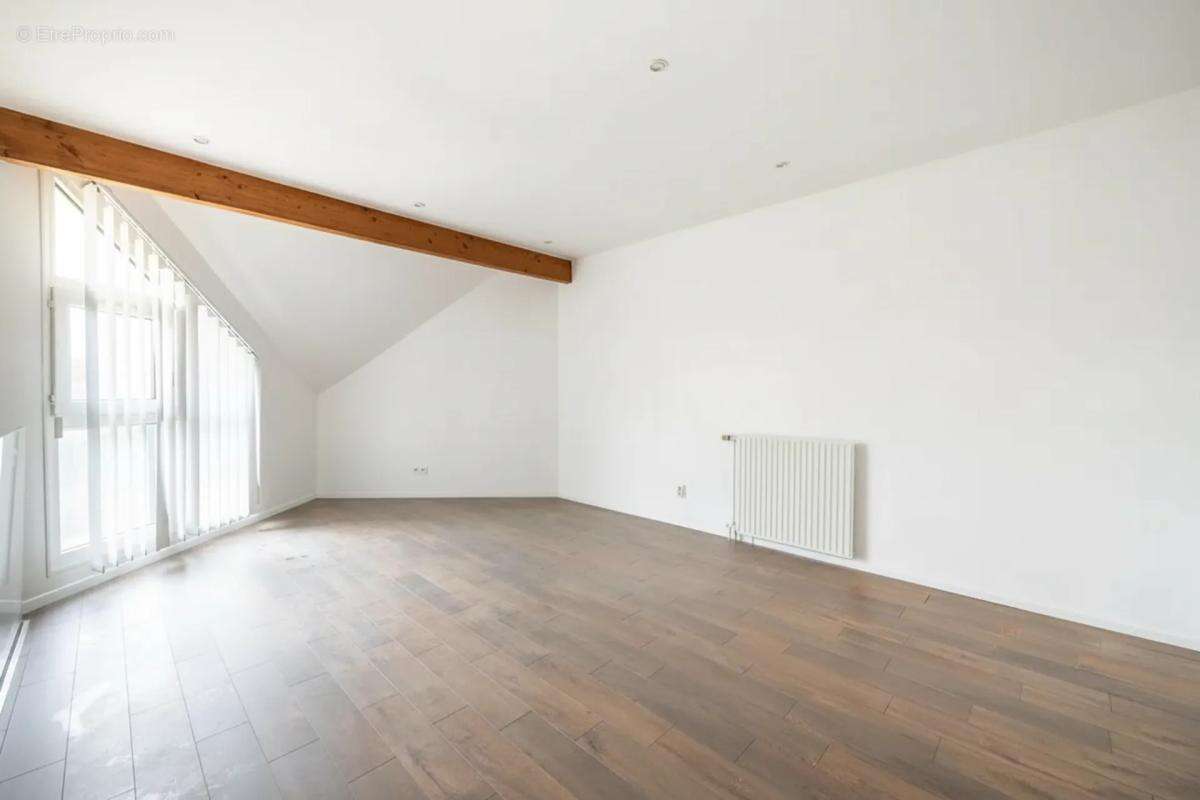Maison familiale de 5 pièces - 132 m2 - L'Isle-Adam - photo 7