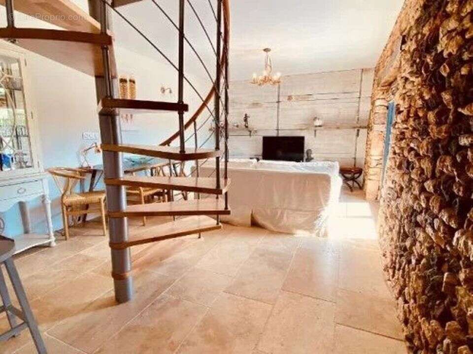 Maison à VILLEFRANCHE-DU-PERIGORD