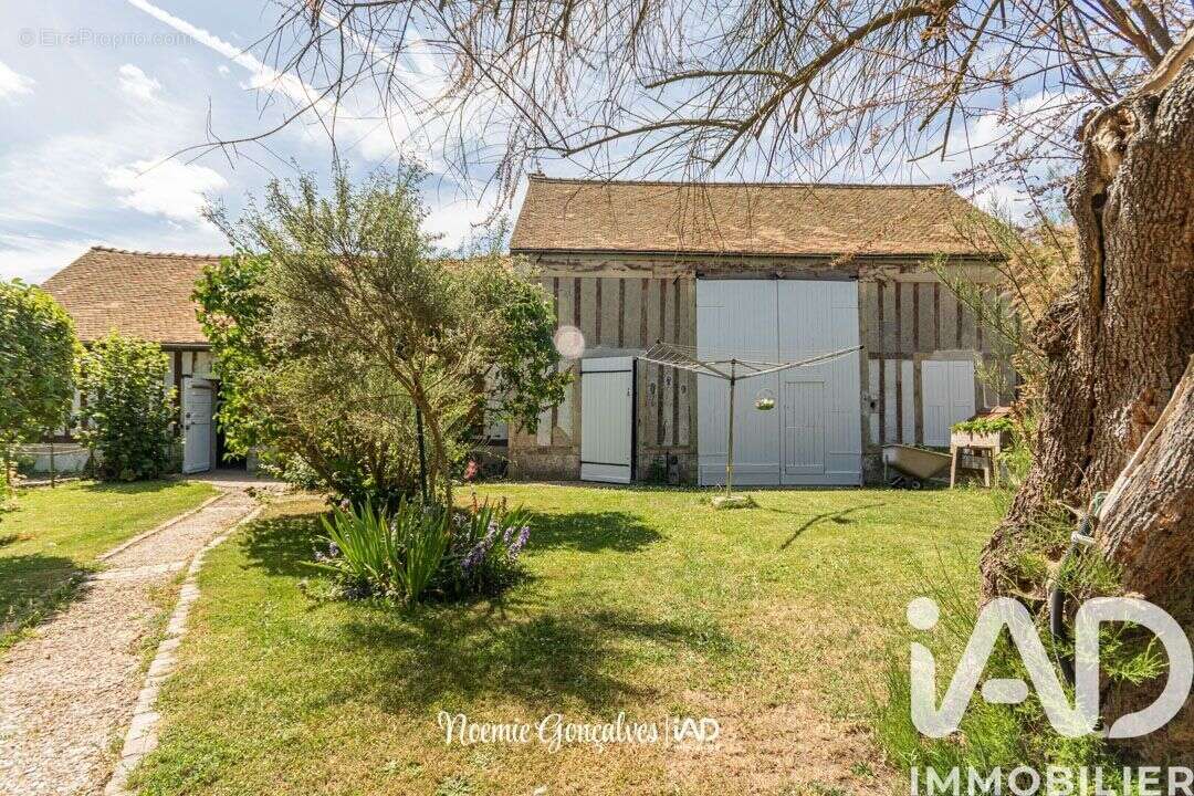 Maison 160 m² à Lommoye  - photo 6