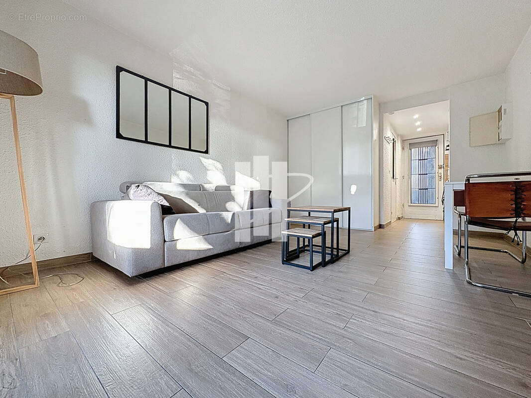 Appartement à SAINT-RAPHAEL