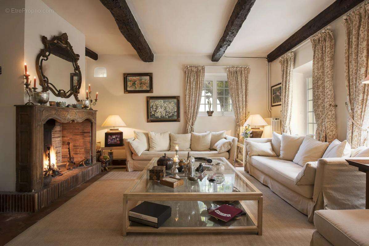 Maison à GRASSE
