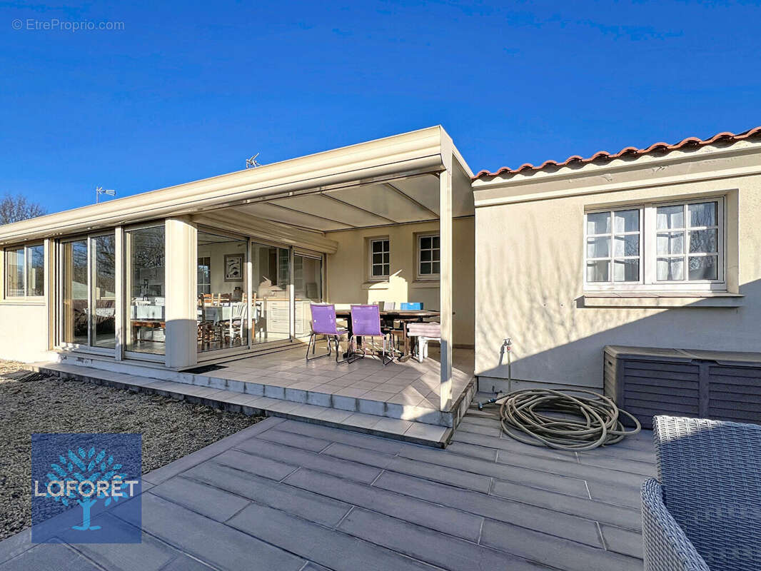 Maison à COMMEQUIERS