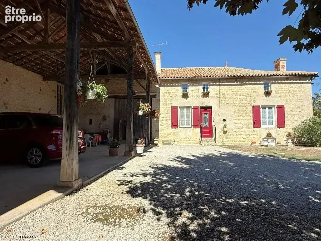 Maison En Pierre Rénovée Avec 4 Chambres - photo 3