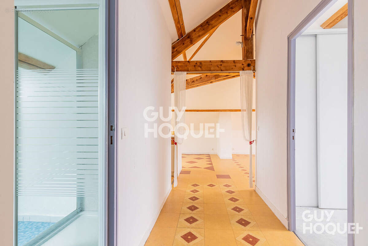 Appartement à ATHIS-MONS