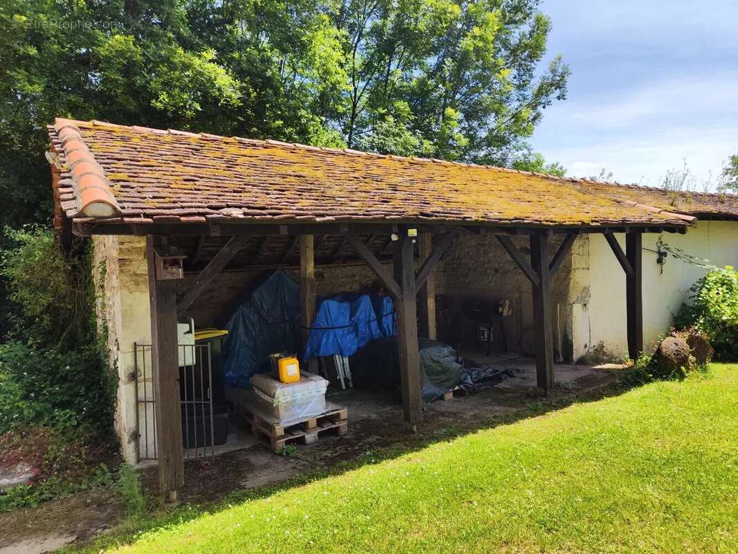 Maison à ORRIULE