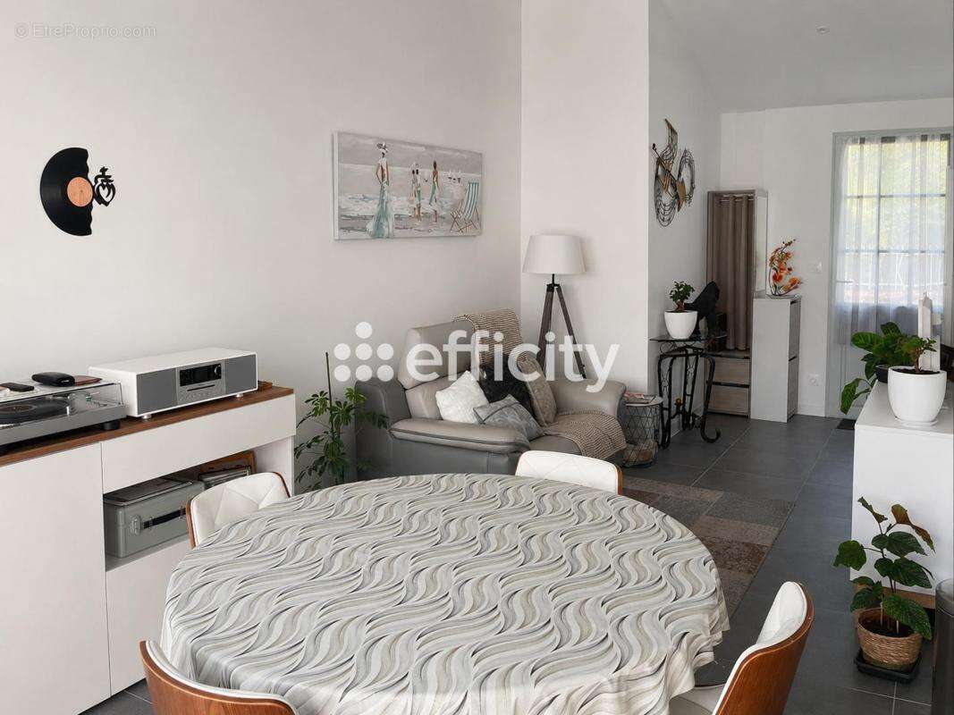 Maison de bourg - photo 7
