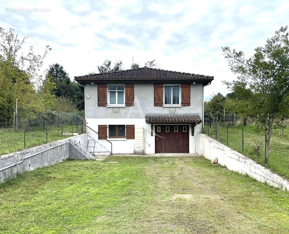 Maison à VILLENEUVE-DE-MARSAN