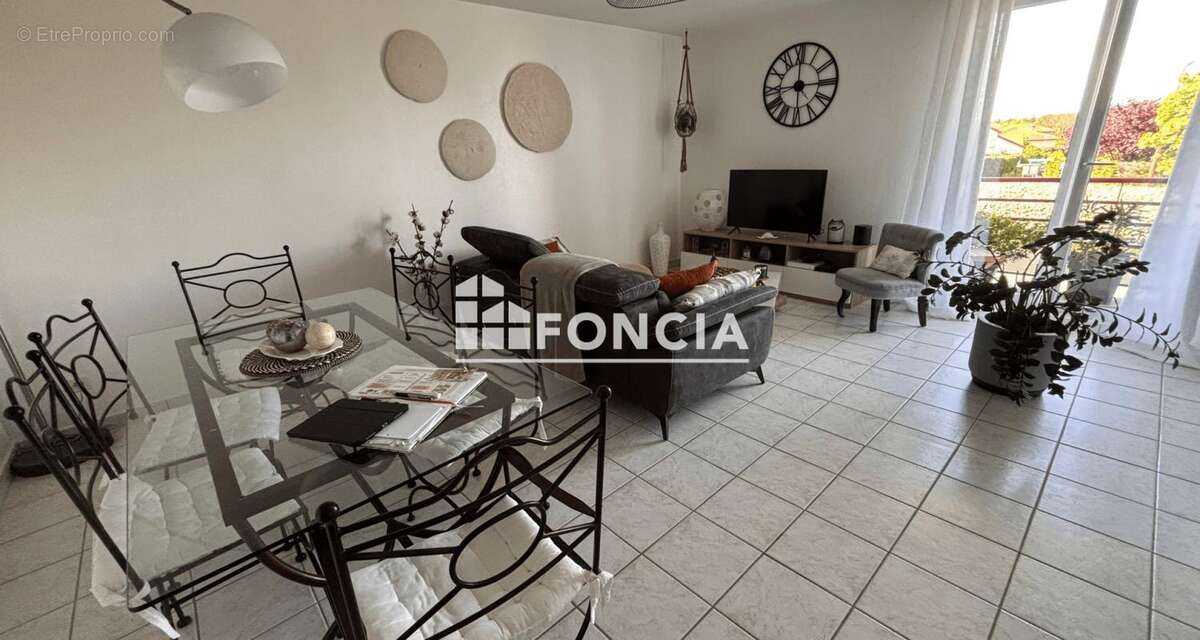 Appartement à RIORGES