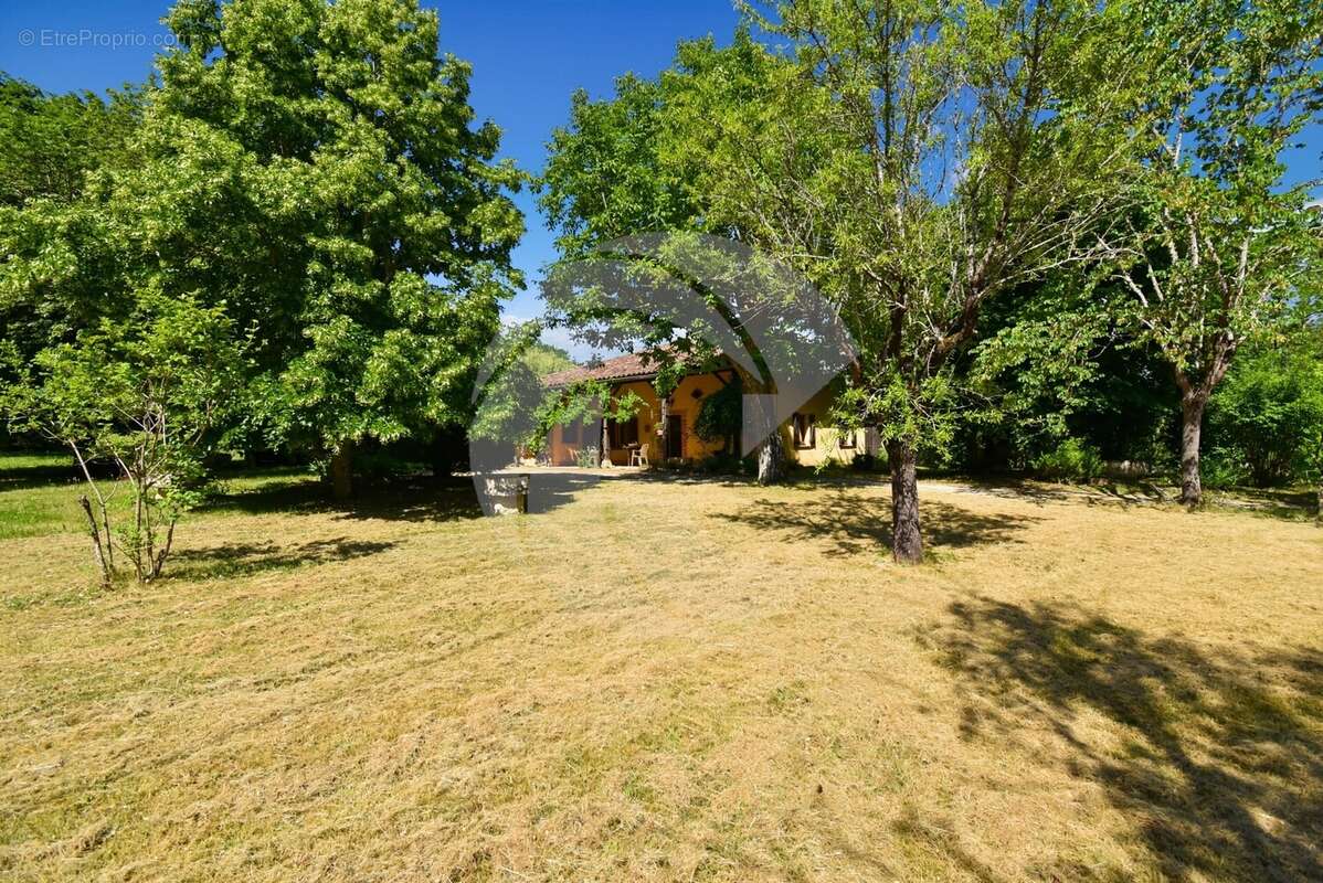 Maison 98 m² à Realville  - photo 2