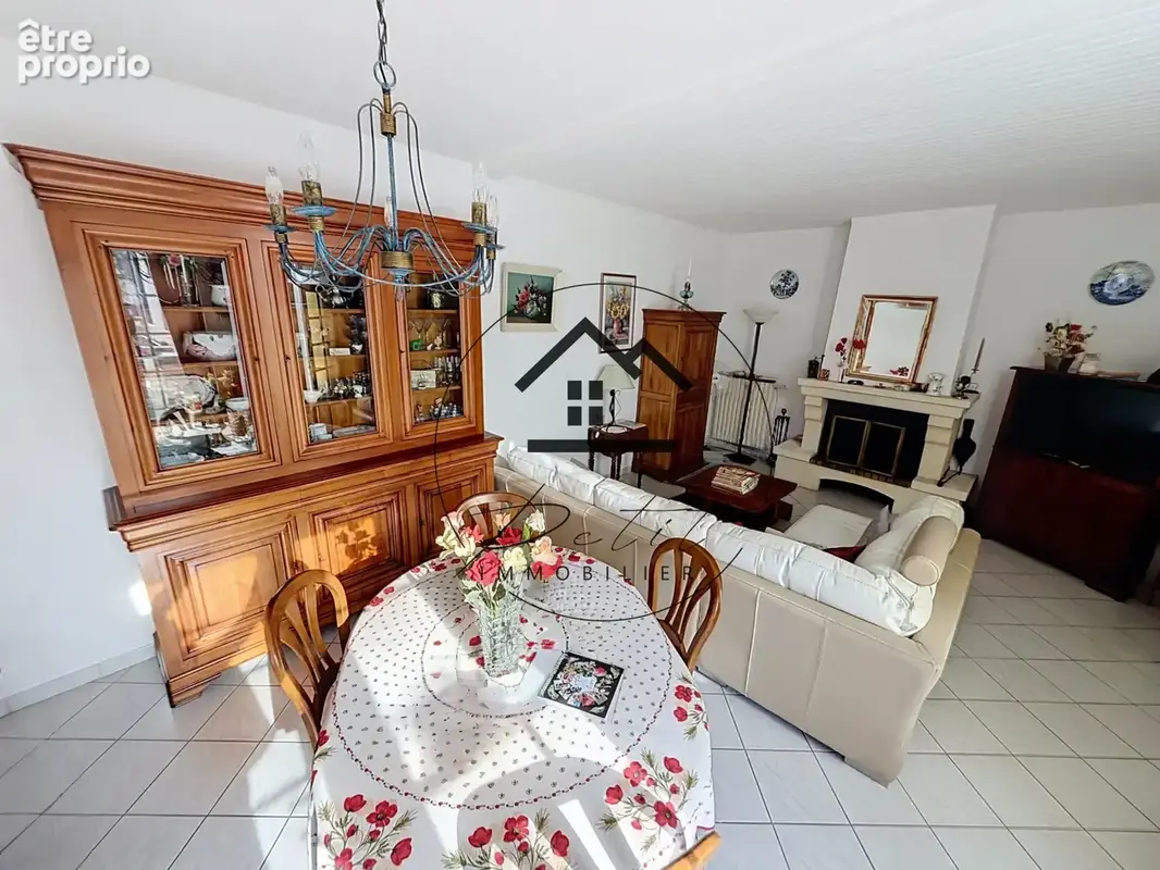 Montataire   maison individuelle avec terrasse et nombreuses dépendances - photo 6