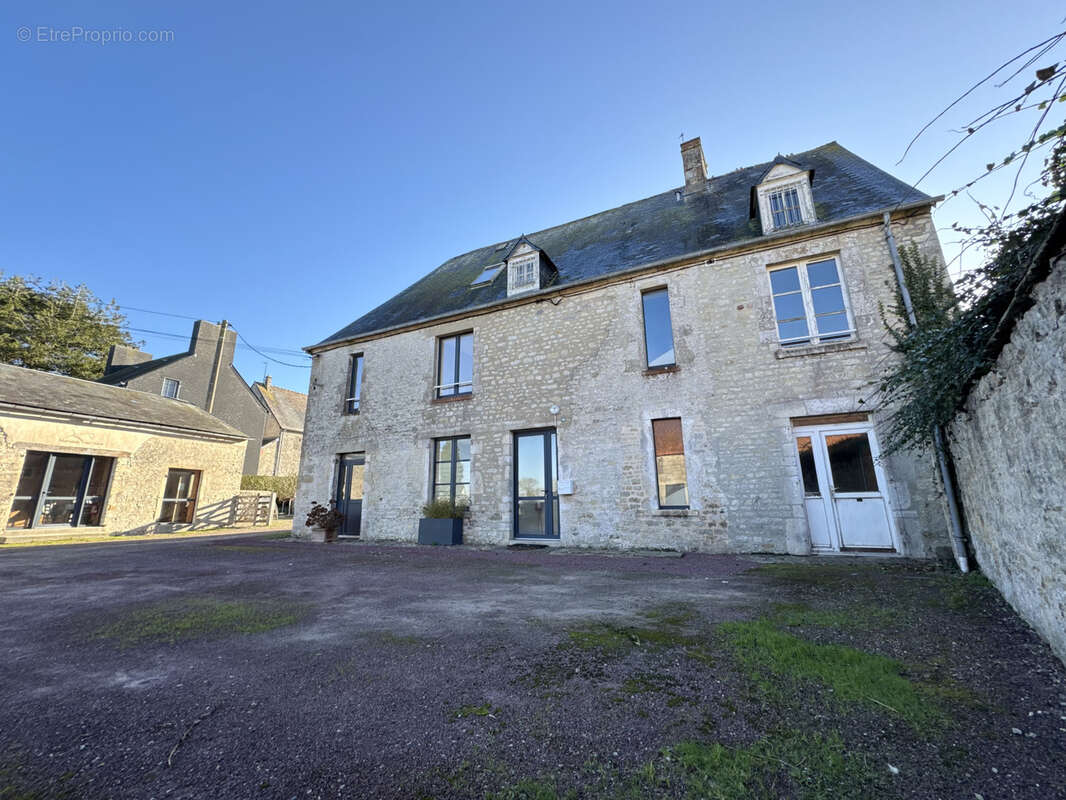 Maison à SAINTE-MERE-EGLISE