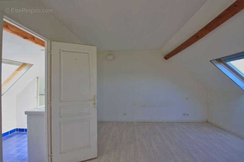 Longère de 178 m², 3 suites parentales, sur 6200 m² de terrain - photo 8