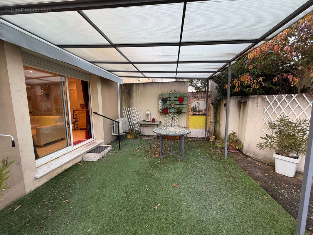 Maison à JONQUIERES