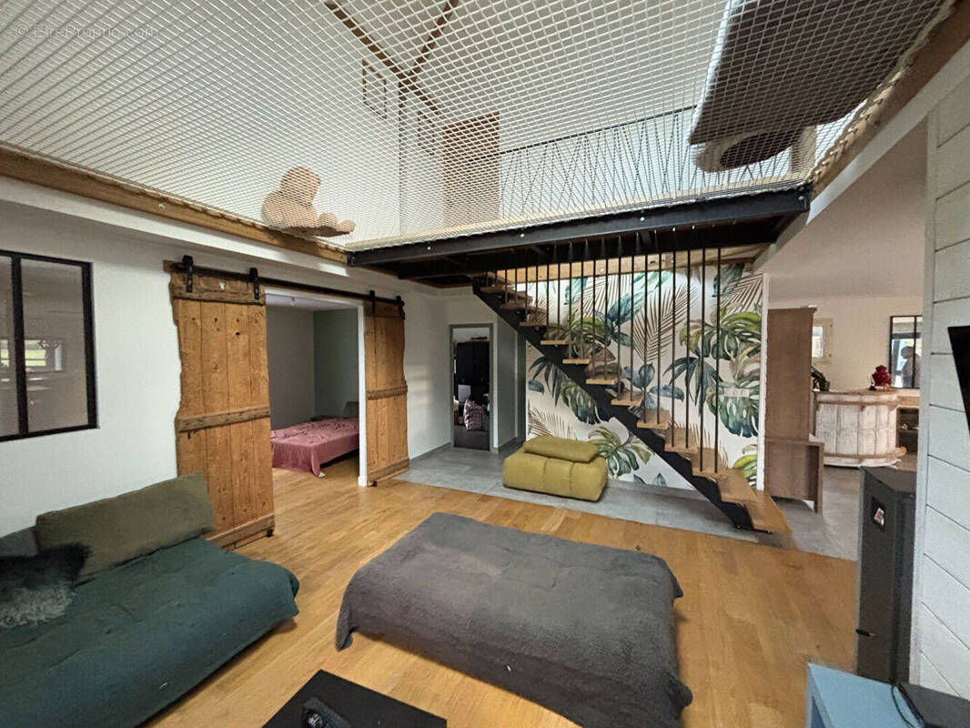 Maison à CHATEAU-GONTIER