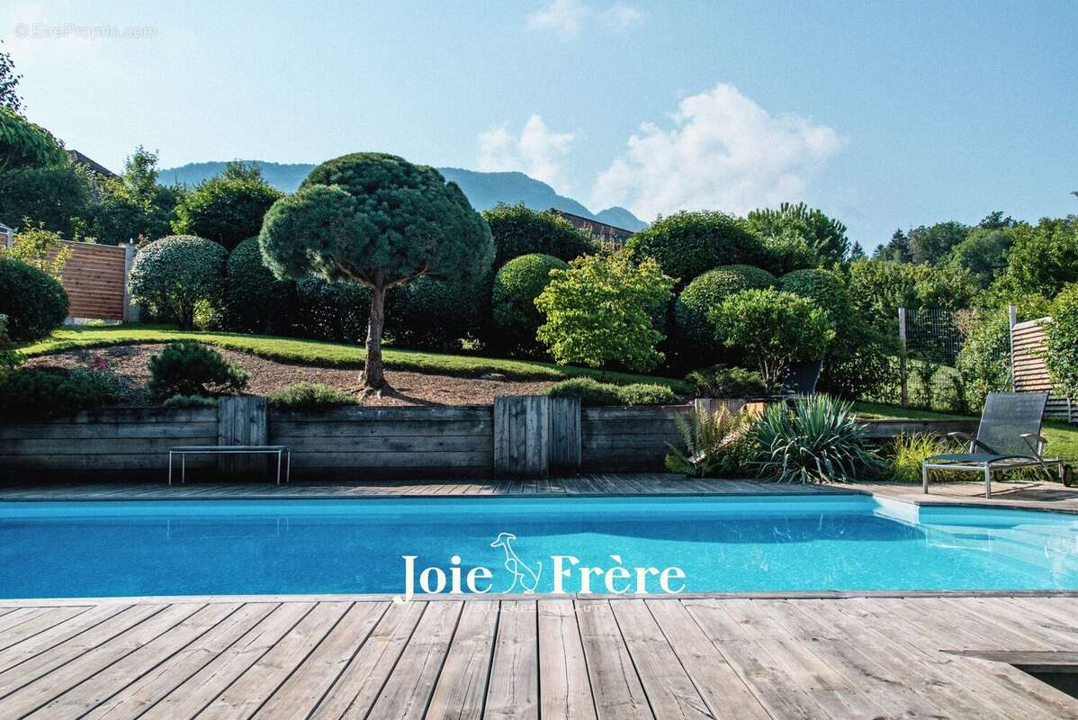 Maison à SAINT-JORIOZ