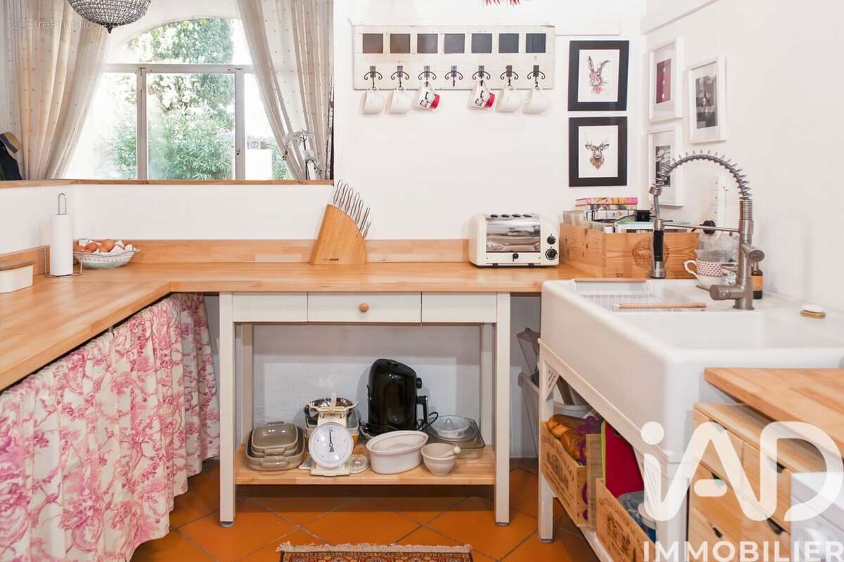 Maison 190 m² à Saint-Hilaire-D'ozilhan  - photo 5