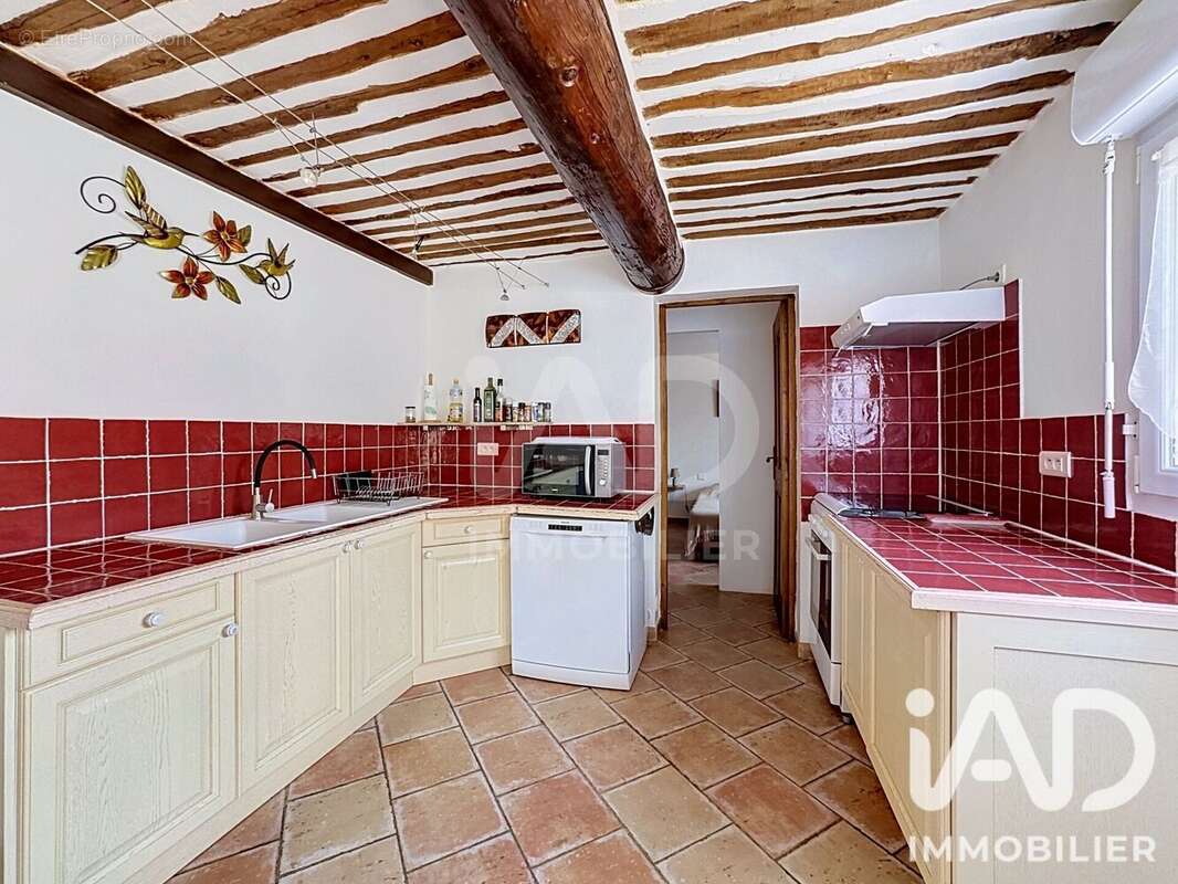 Maison 72 m² à Villars  - photo 3