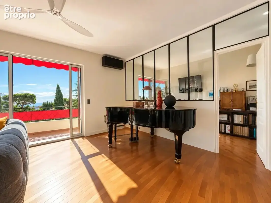 VILLEFRANCHE-SUR-MER - Appartement-Villa 157m2 - photo 2