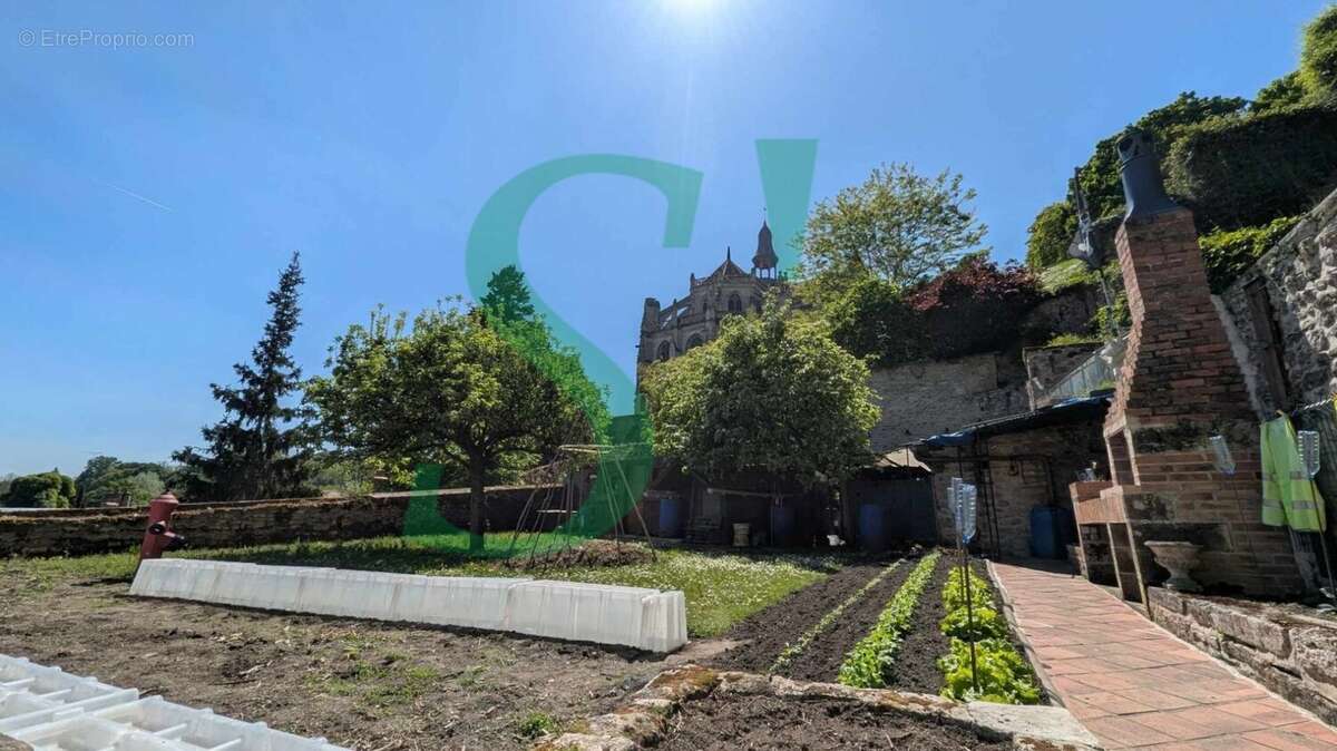 Maison à CHAUMONT-EN-VEXIN