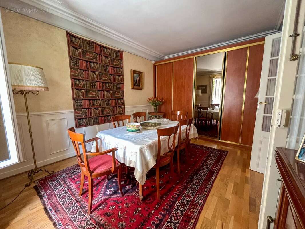 Maison à VILLEMOMBLE