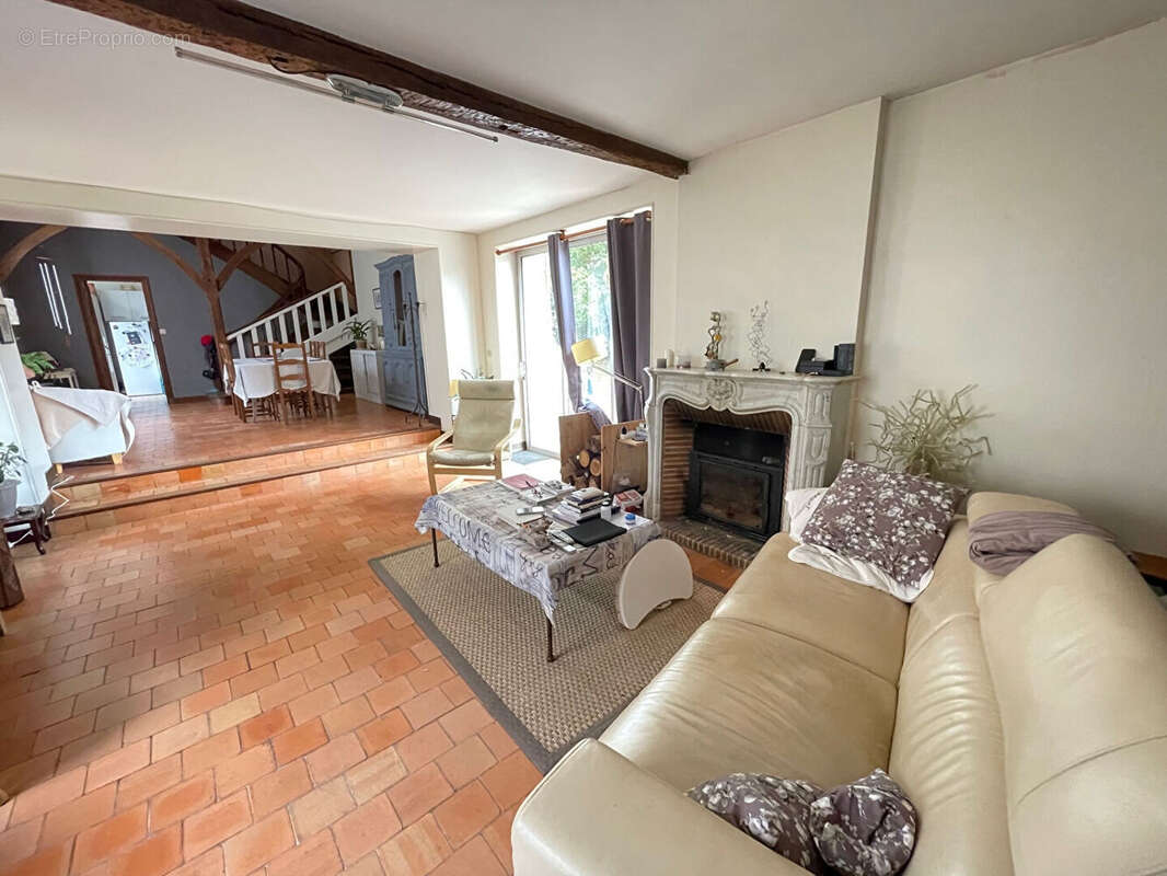 Maison à LIMERAY