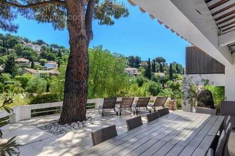 Maison 180 m² à Le Lavandou  - photo 3