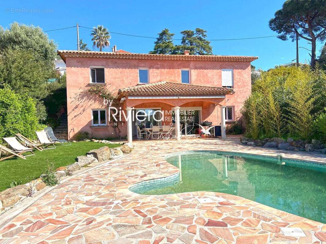 Maison à CAVALAIRE-SUR-MER